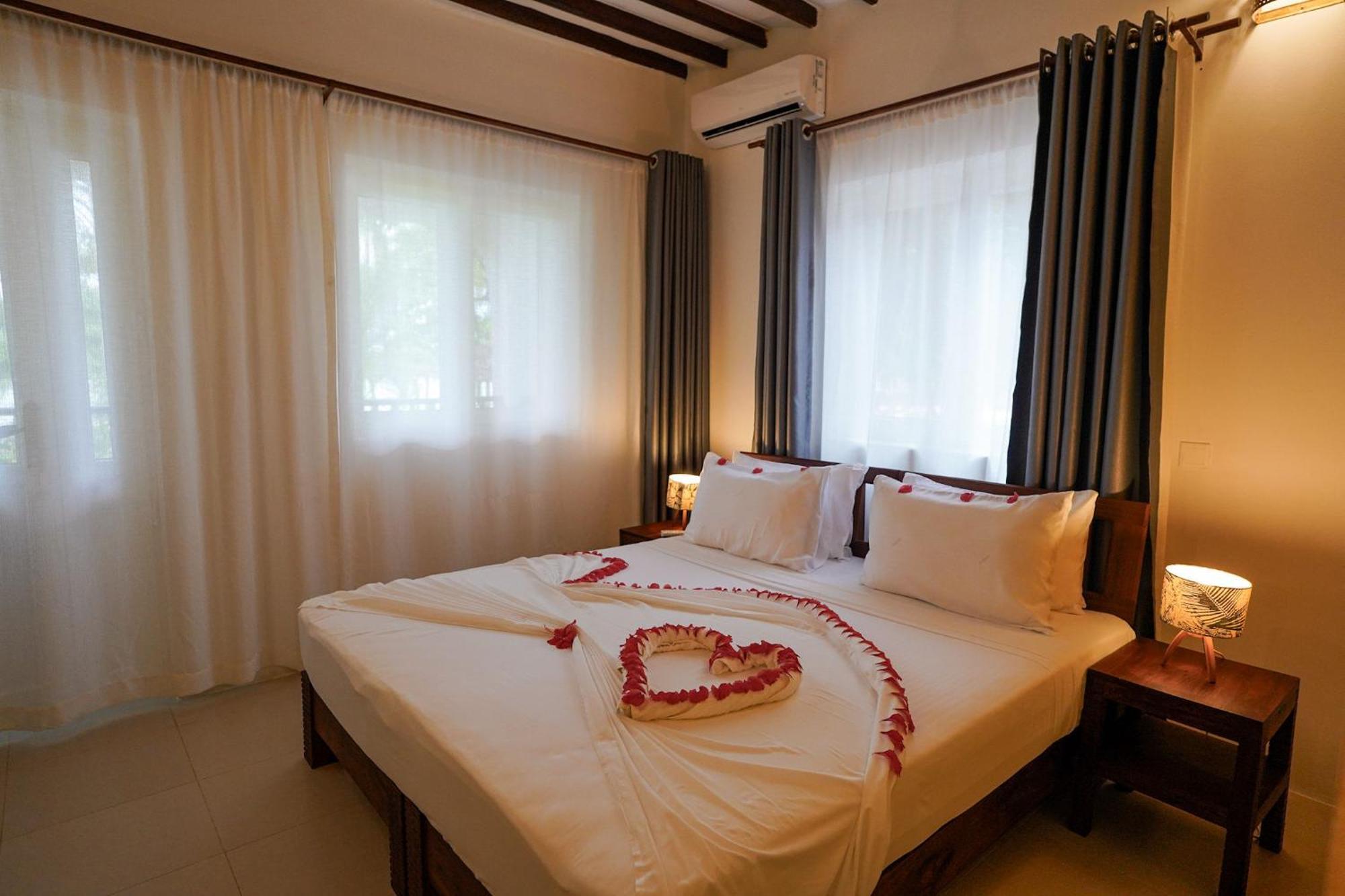 Manolo Beach Resort Uroa Kamer foto