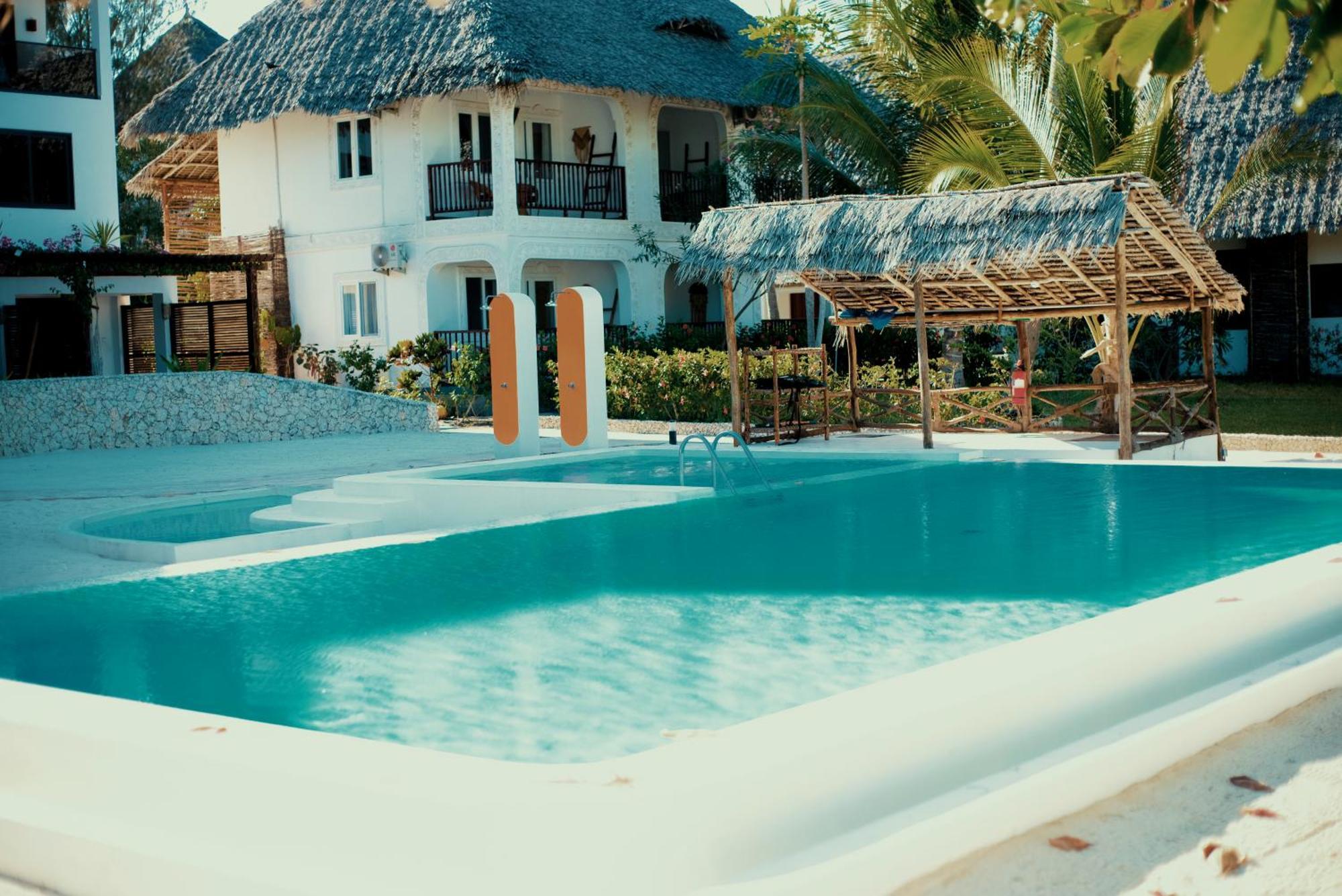 Manolo Beach Resort Uroa Buitenkant foto