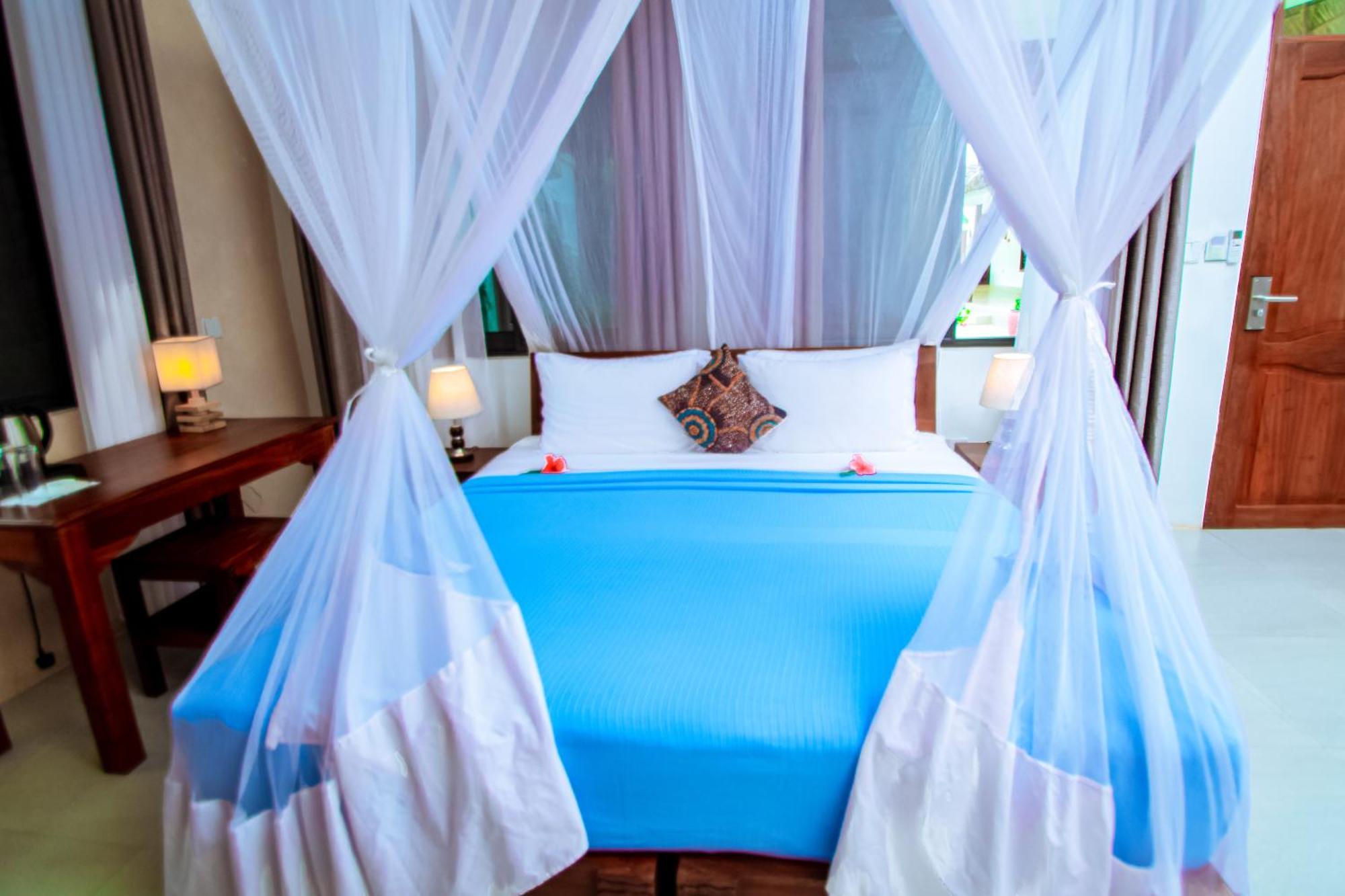 Manolo Beach Resort Uroa Buitenkant foto